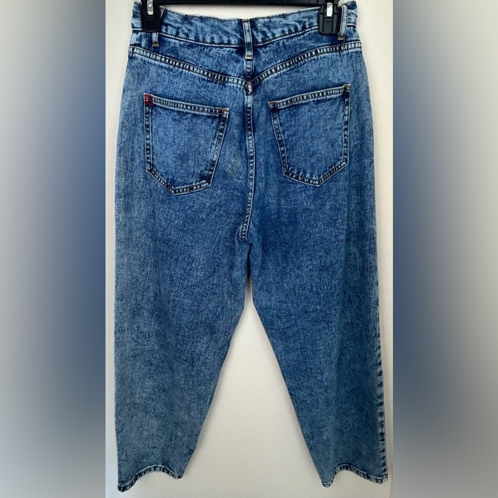 BDG High Rise Mom Jeans - Picture 2 of 7